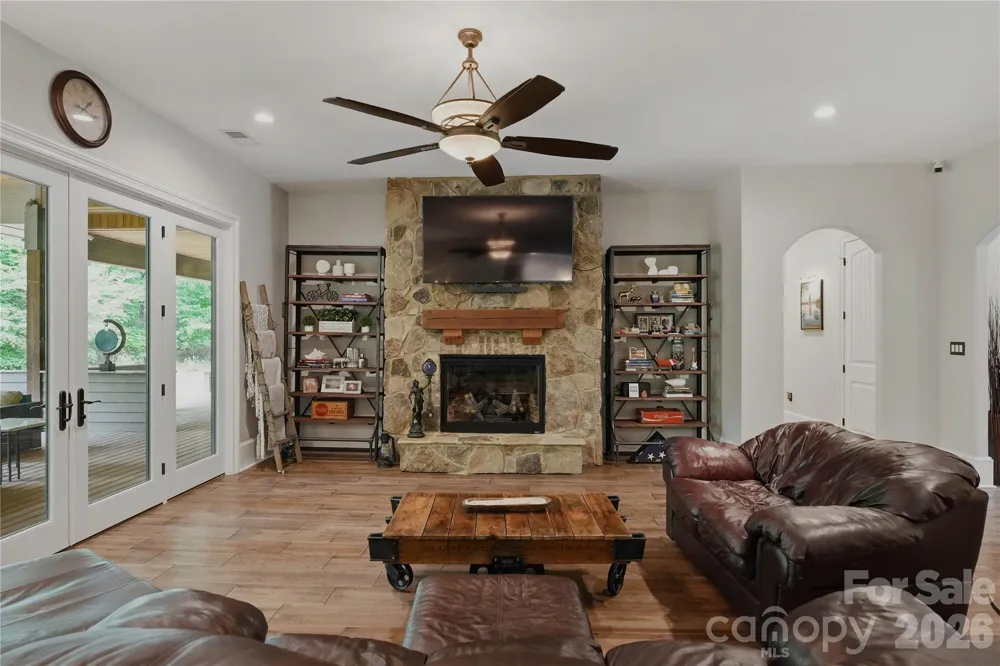 9860 Harvest Lane Davidson, NC 28036