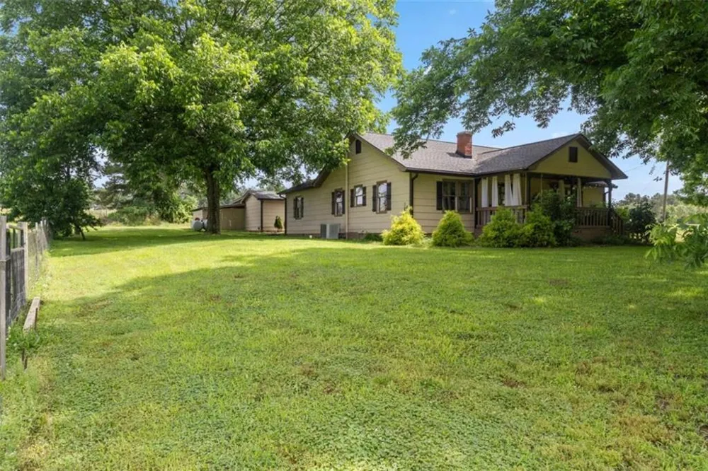 1038 Stringer Road