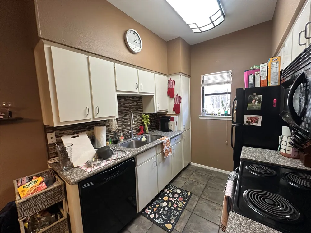 106 E 30th Street #203 Austin, TX 78705