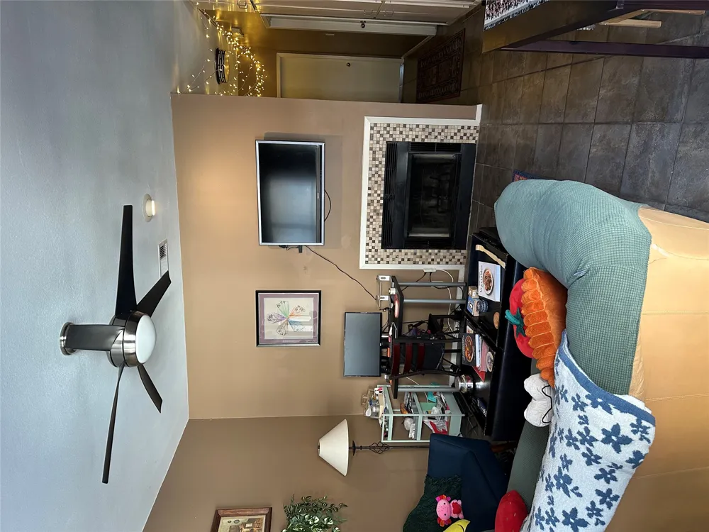 106 E 30th Street #203 Austin, TX 78705