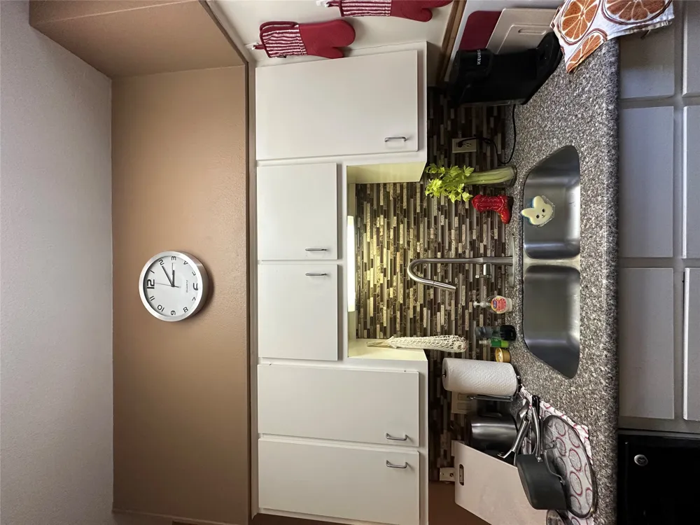 106 E 30th Street #203 Austin, TX 78705