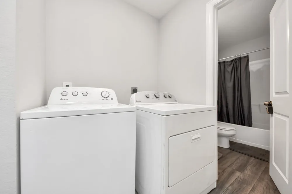 9027 Madera Road #B Houston, TX 77078