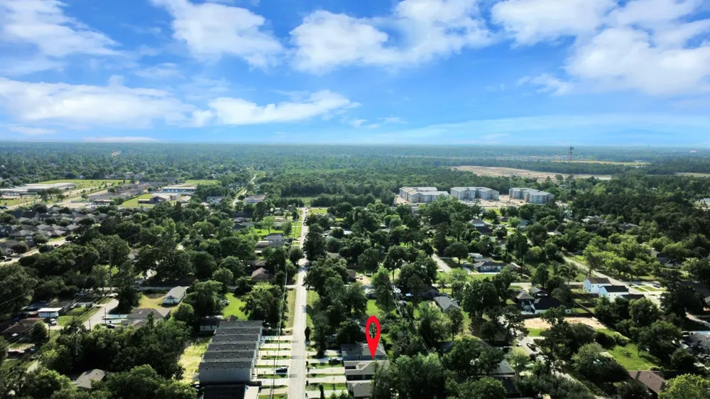 9027 Madera Road #B Houston, TX 77078