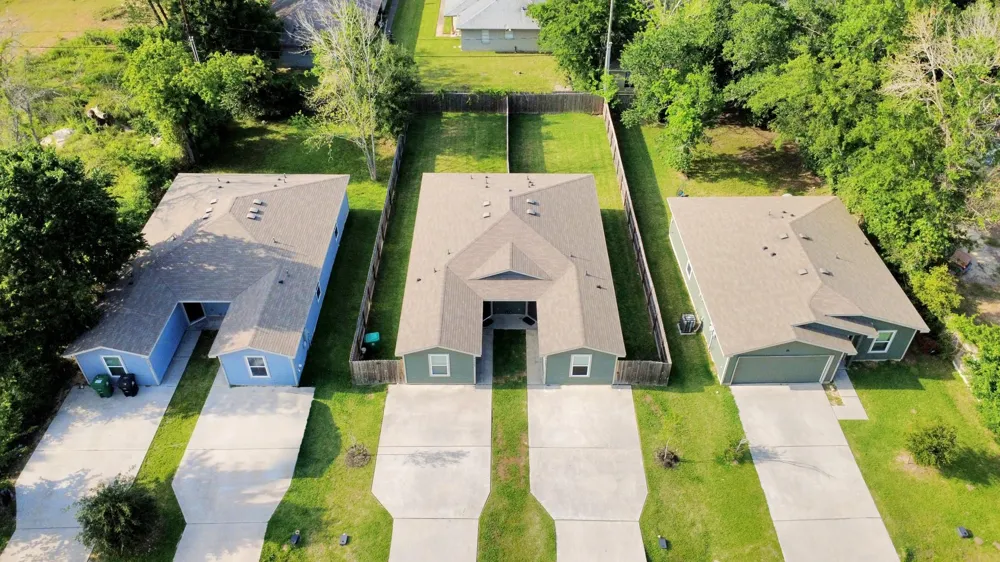 9027 Madera Road #B Houston, TX 77078