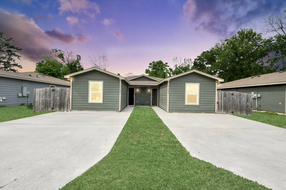 9027 Madera Road #B Houston, TX 77078