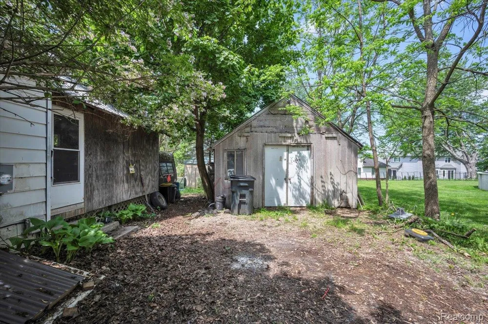 2200 W Oregon Street Mayfield Township, MI 48446