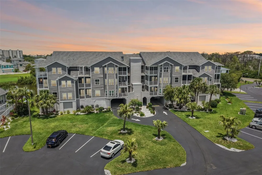 5727 BISCAYNE COURT #209 New Port Richey, FL 34652