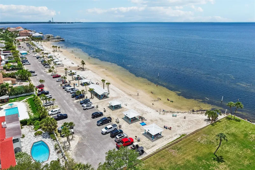 5727 BISCAYNE COURT #209 New Port Richey, FL 34652