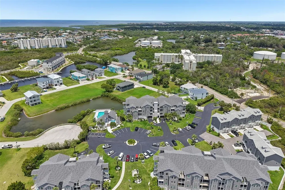 5727 BISCAYNE COURT #209 New Port Richey, FL 34652