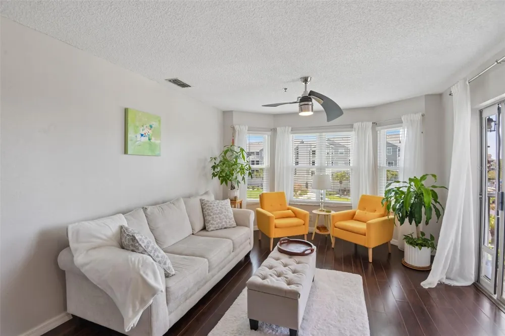 5727 BISCAYNE COURT #209 New Port Richey, FL 34652