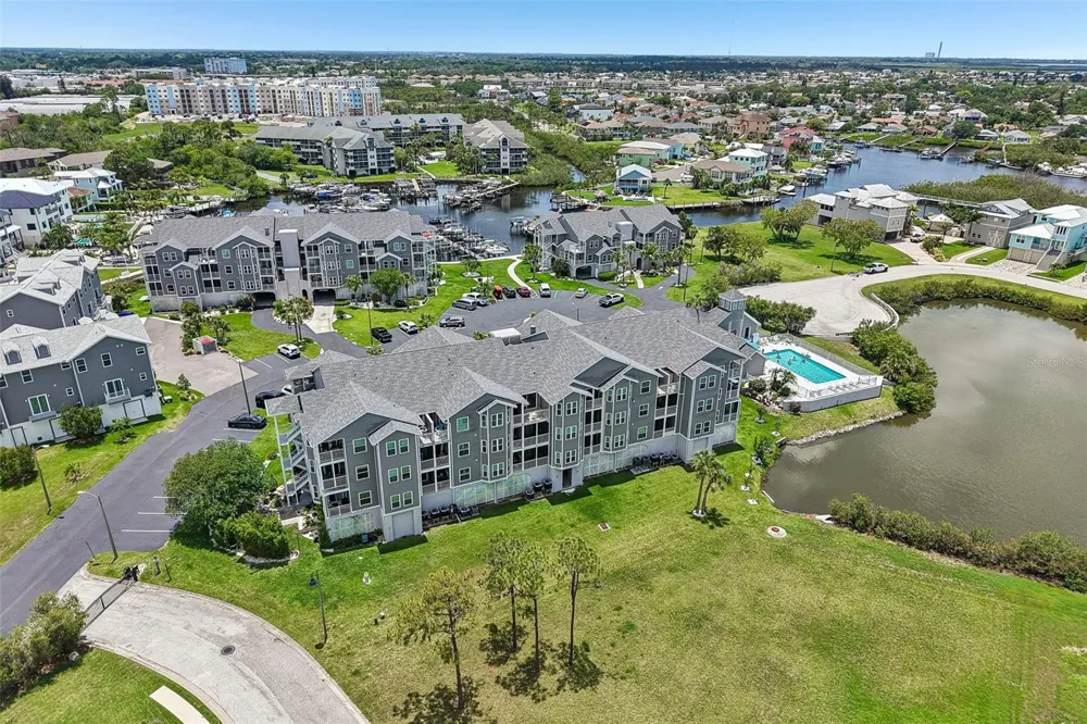 5727 BISCAYNE COURT #209 New Port Richey, FL 34652