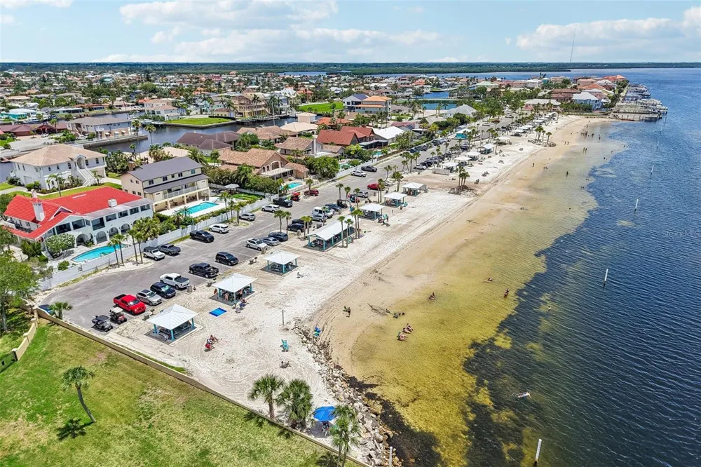 5727 BISCAYNE COURT #209 New Port Richey, FL 34652