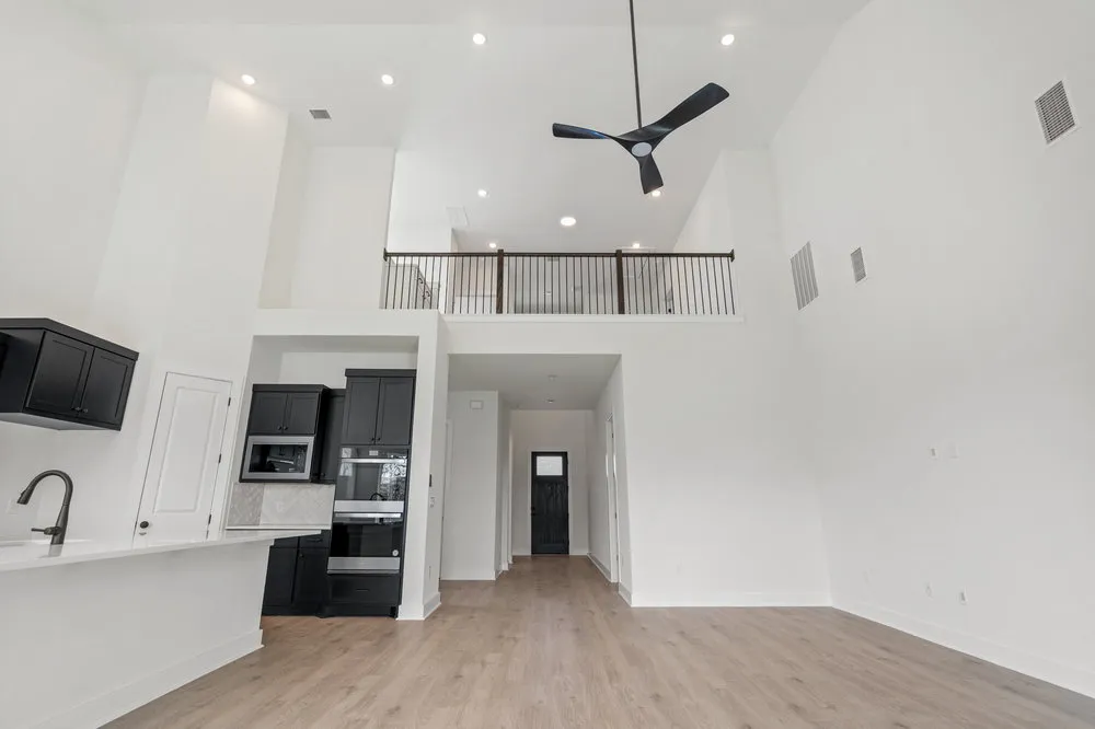 1313 Robin Trail Round Rock, TX 78681