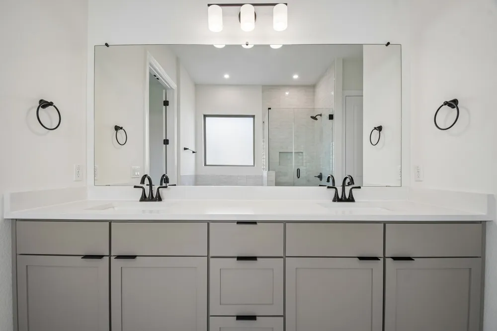 1313 Robin Trail Round Rock, TX 78681