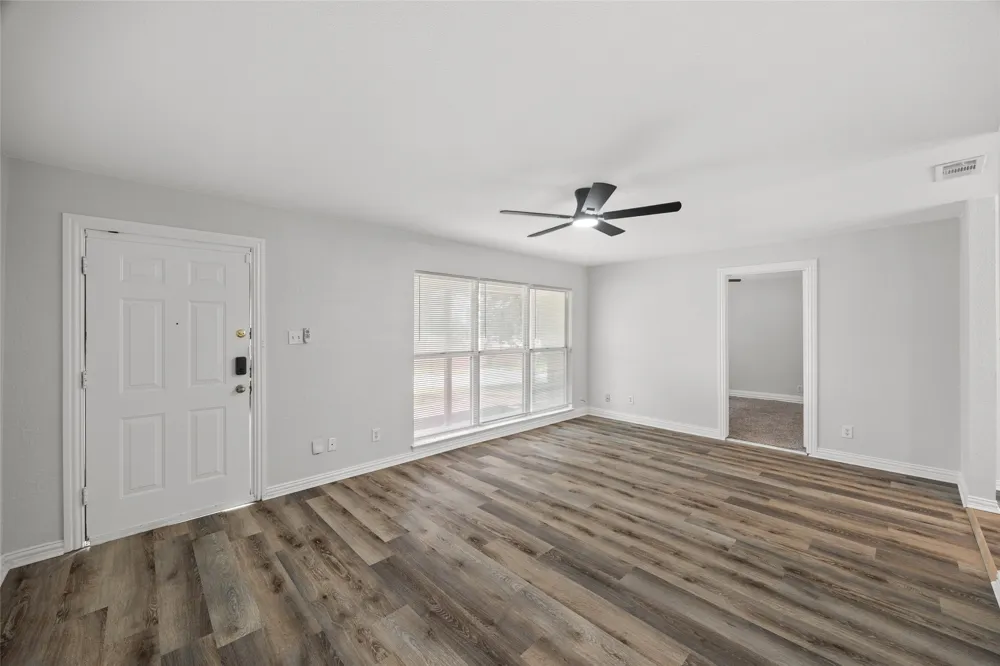 1605 Proctor Drive Grand Prairie, TX 75051