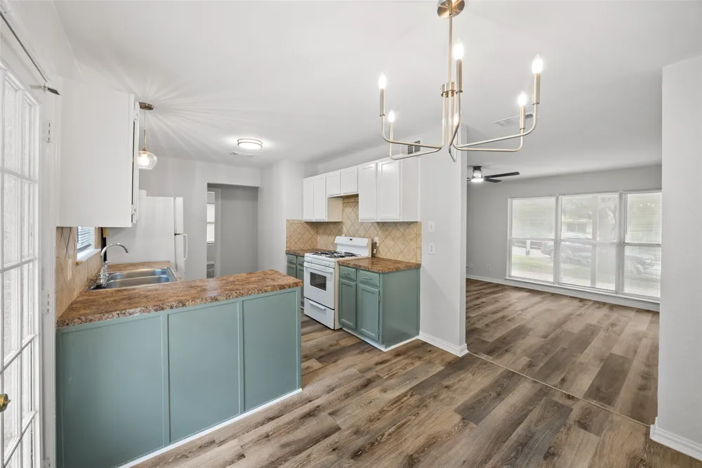 1605 Proctor Drive Grand Prairie, TX 75051