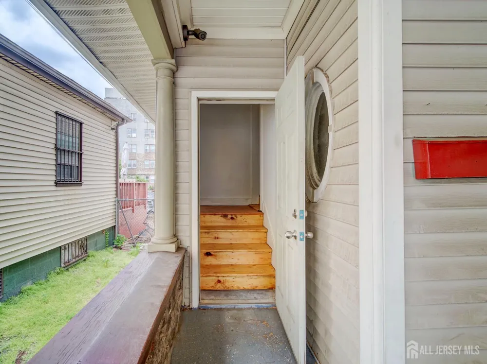 444 Broad Street Elizabeth, NJ 07208