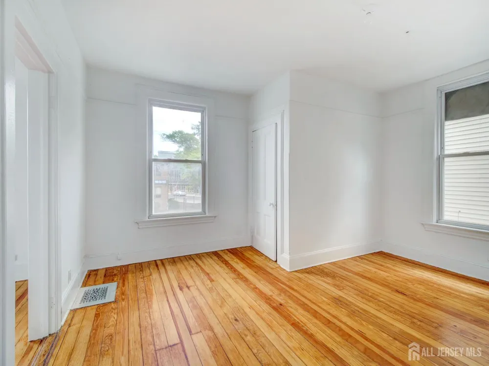 444 Broad Street Elizabeth, NJ 07208