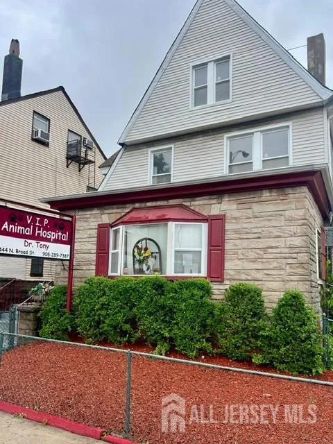 444 Broad Street Elizabeth, NJ 07208