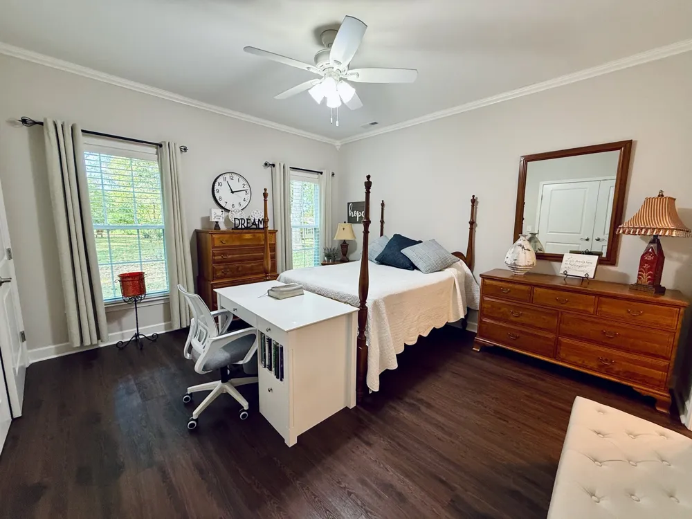 320 Spring Valley Dr Cottontown, TN 37048