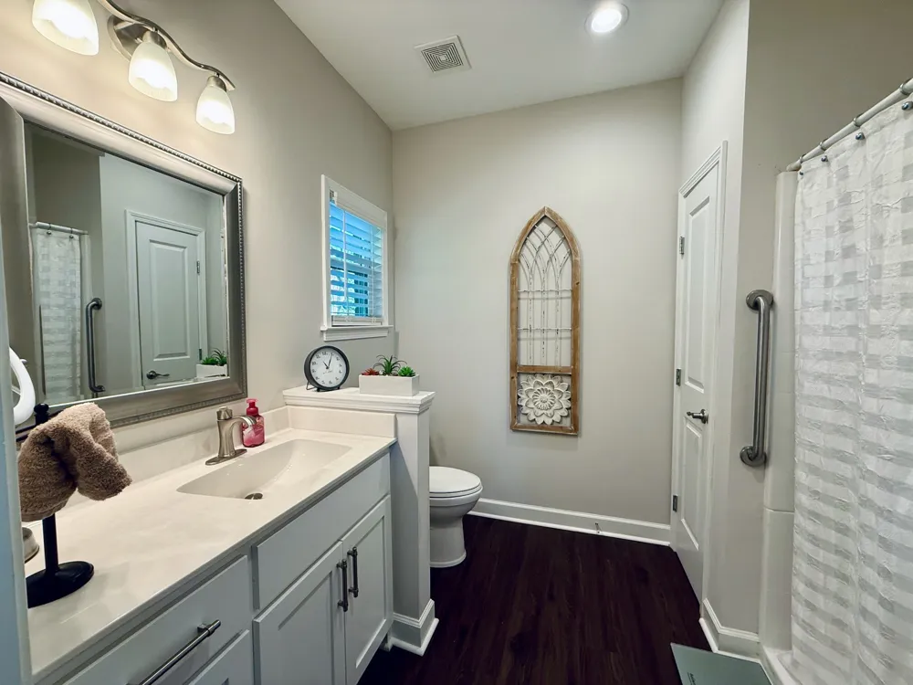 320 Spring Valley Dr Cottontown, TN 37048