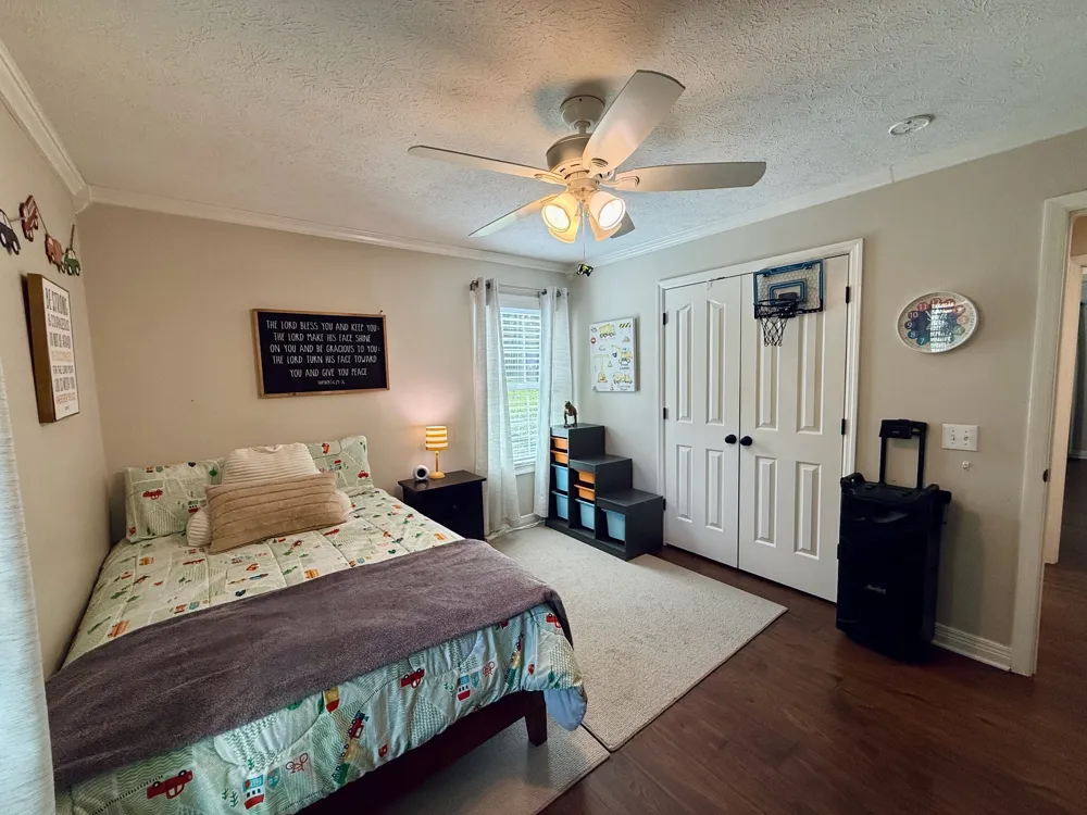 320 Spring Valley Dr Cottontown, TN 37048