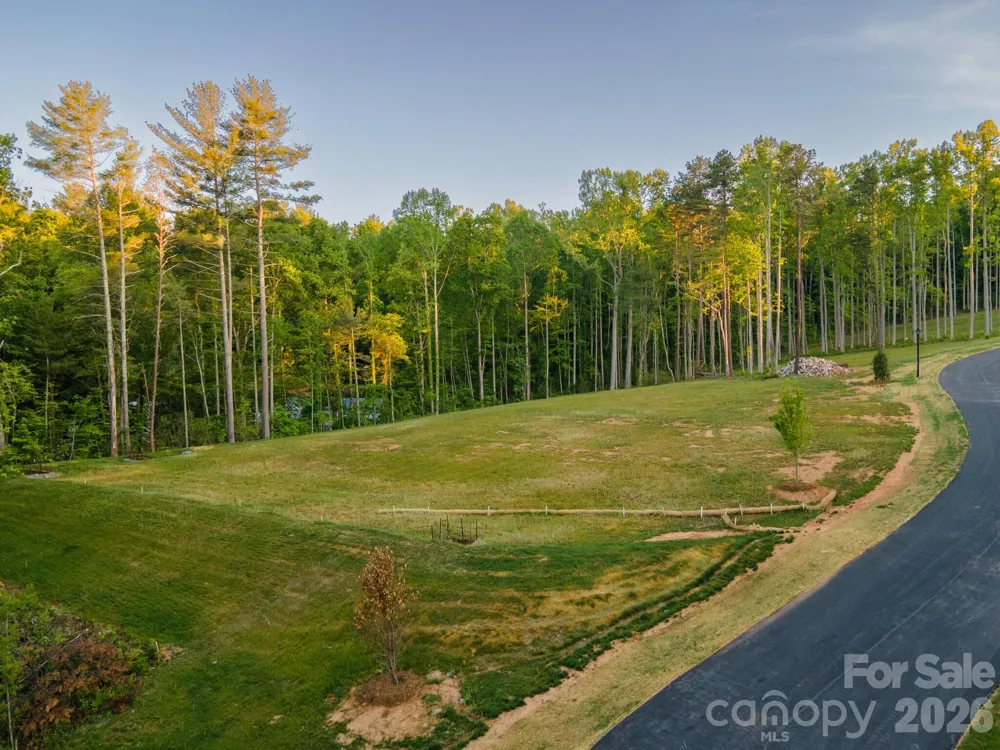 416 Irvine Drive Fairview, NC 28730