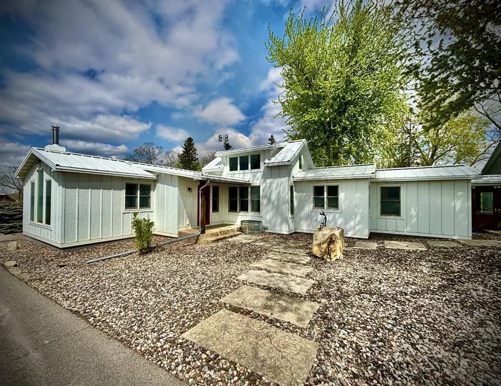 N2095 Twin Bluff Lane Stockholm, WI 54769