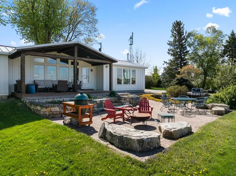 N2095 Twin Bluff Lane Stockholm, WI 54769