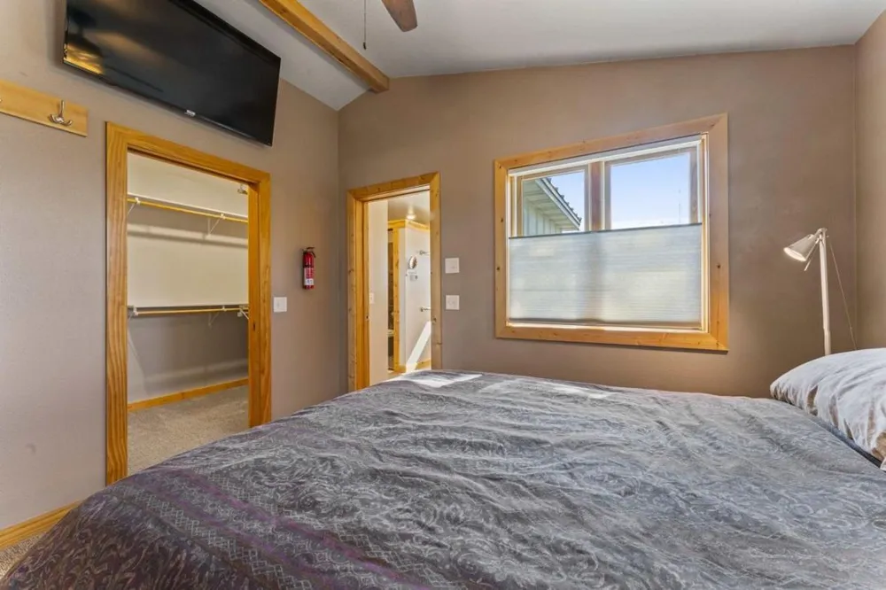 N2095 Twin Bluff Lane Stockholm, WI 54769