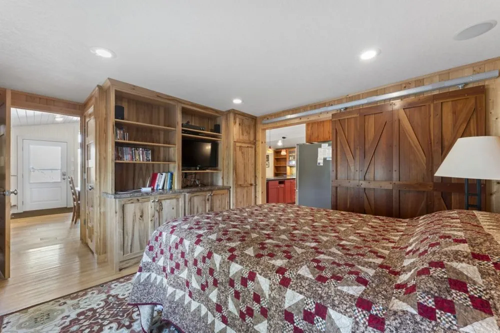 N2095 Twin Bluff Lane Stockholm, WI 54769