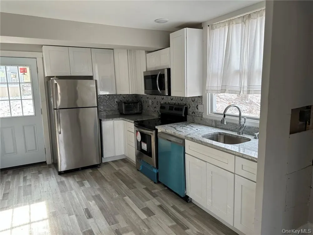 2 Hillside Road Greenwood Lake, NY 10925