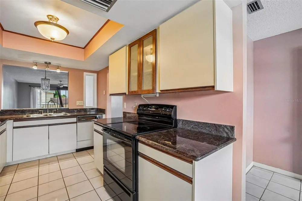 1601 43RD STREET #224 St Petersburg, FL 33713