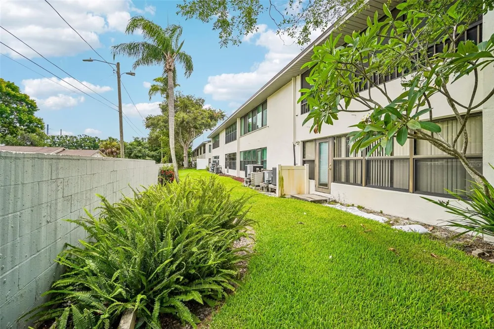 1601 43RD STREET #224 St Petersburg, FL 33713