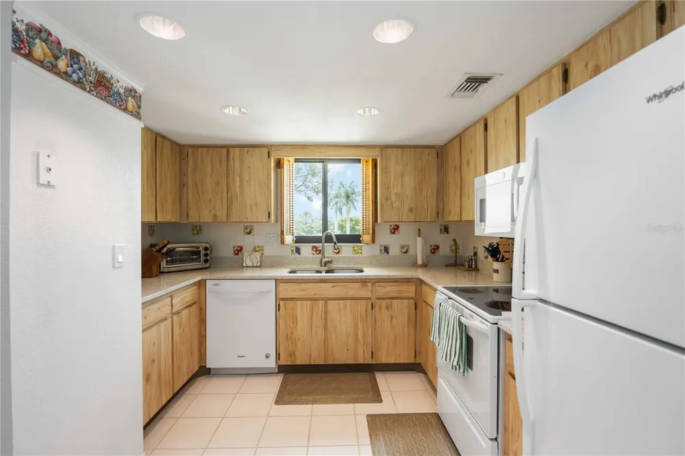 5050 MARIANNE KEY ROAD #1B Punta Gorda, FL 33955