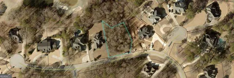 202 Pinehurst WAY