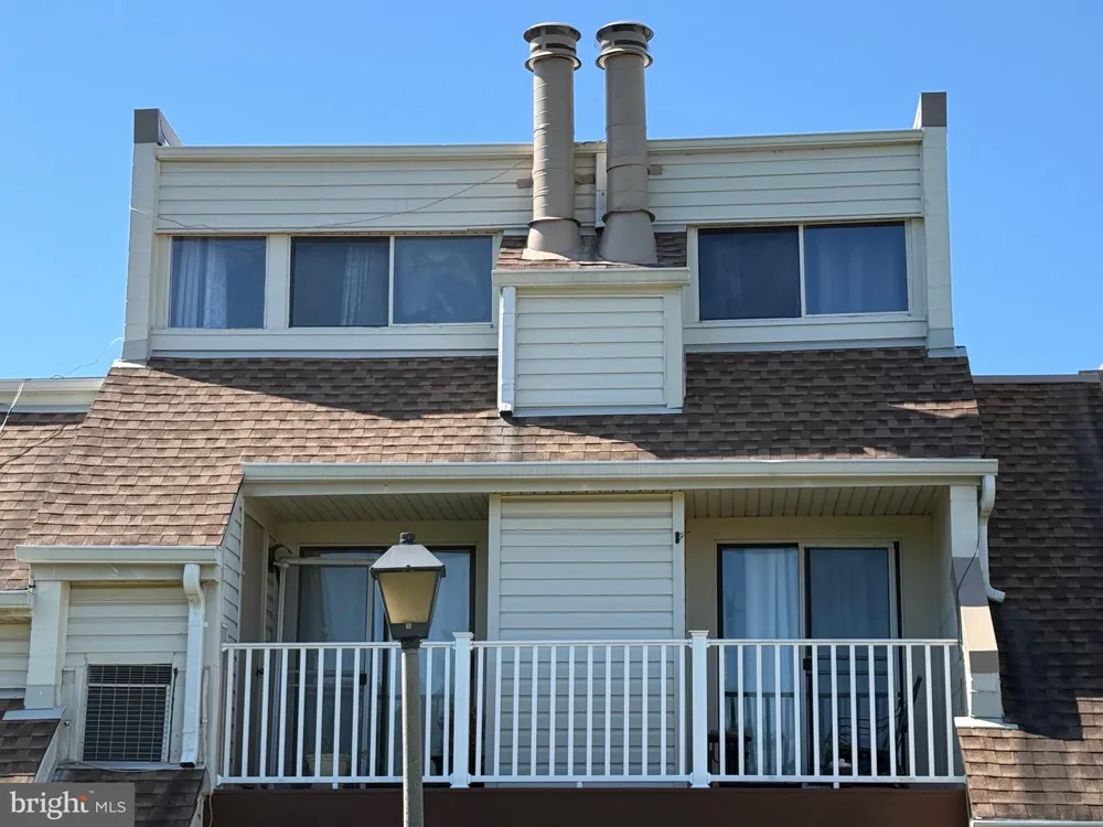 1006 WARWICK COURT #B Sterling, VA 20164