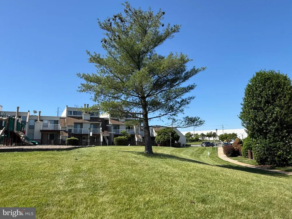 1006 WARWICK COURT #B Sterling, VA 20164