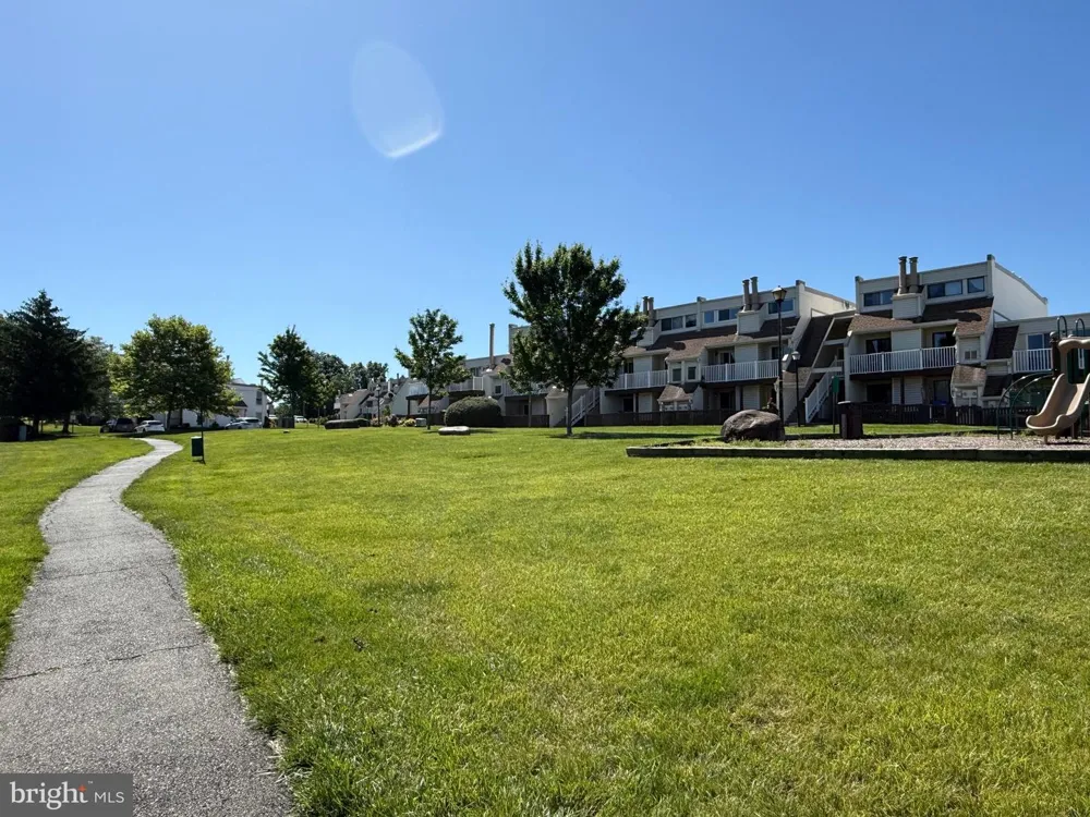 1006 WARWICK COURT #B Sterling, VA 20164
