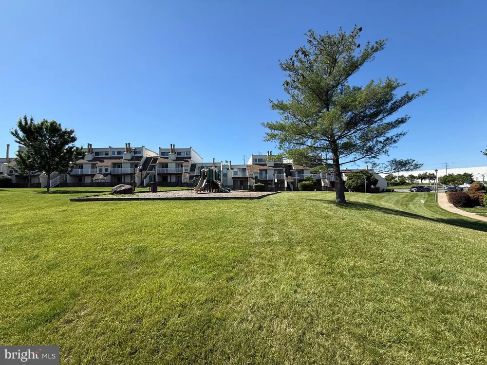 1006 WARWICK COURT #B Sterling, VA 20164