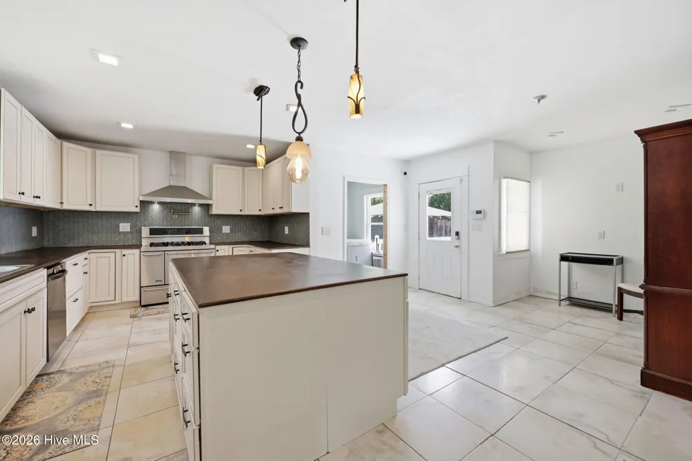 1515 Church Street Scotland Neck, NC 27874