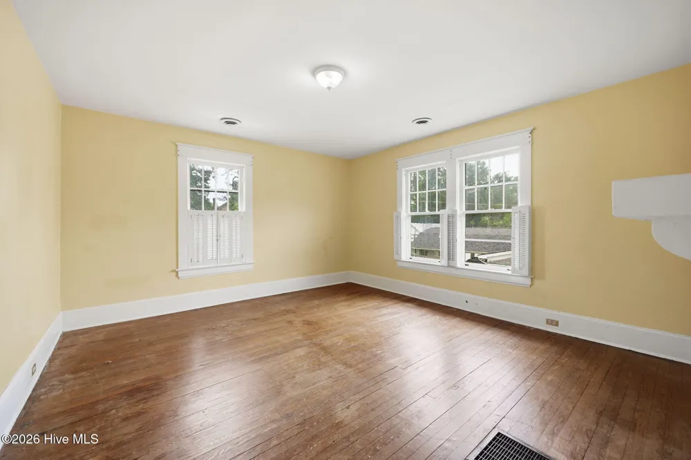 1515 Church Street Scotland Neck, NC 27874