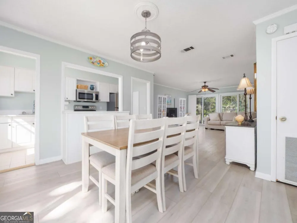 800 Mallery ST St. Simons, GA 31522