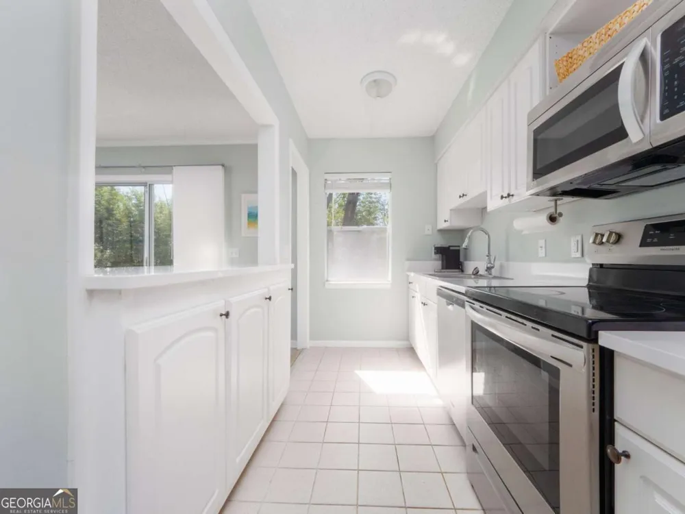 800 Mallery ST St. Simons, GA 31522