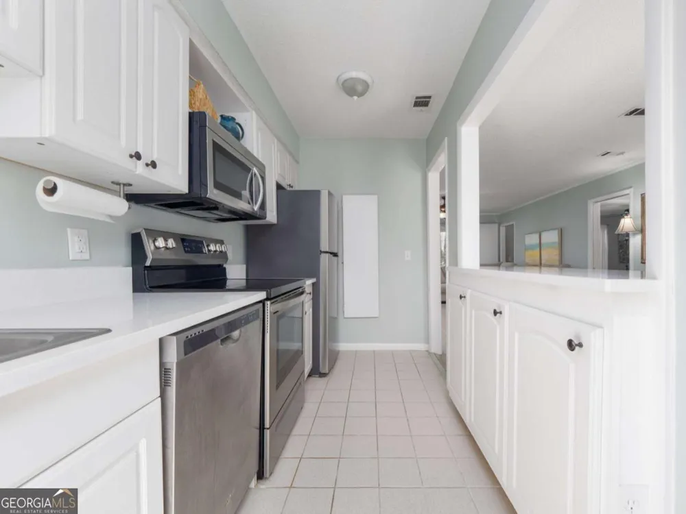 800 Mallery ST St. Simons, GA 31522