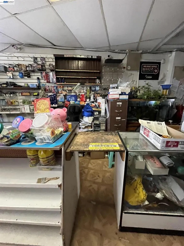 524 E Mission Rd San Gabriel, CA 91776