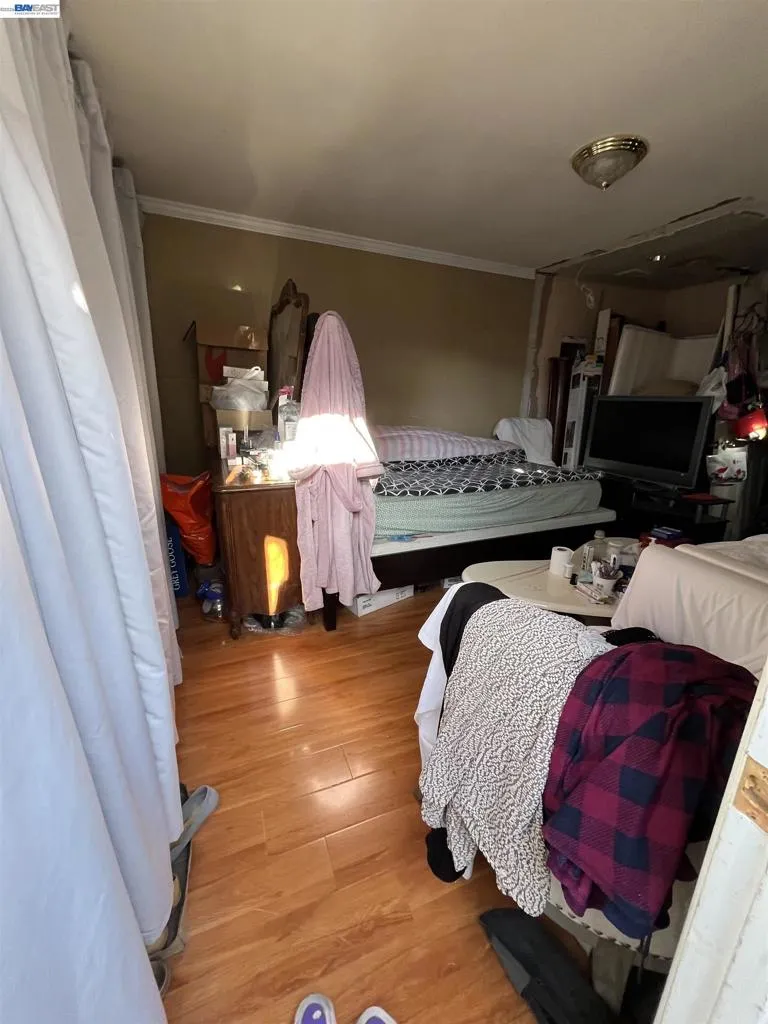 524 E Mission Rd San Gabriel, CA 91776