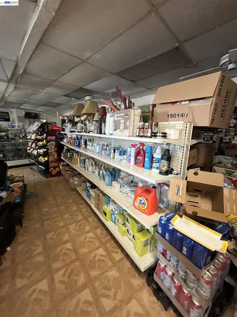 524 E Mission Rd San Gabriel, CA 91776
