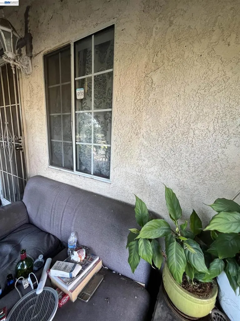 524 E Mission Rd San Gabriel, CA 91776