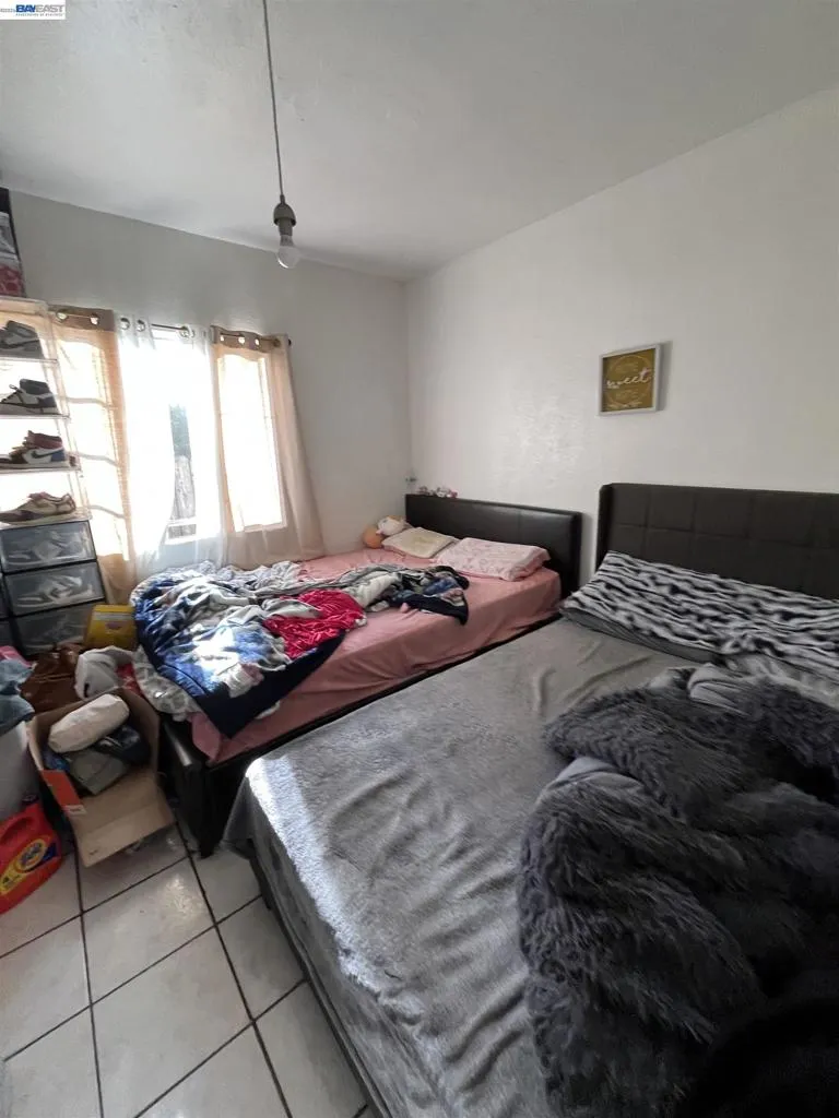 524 E Mission Rd San Gabriel, CA 91776
